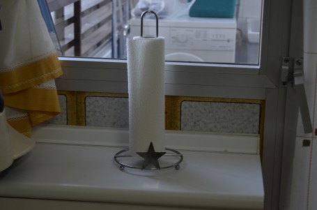 Little star in a Spanish kitchen