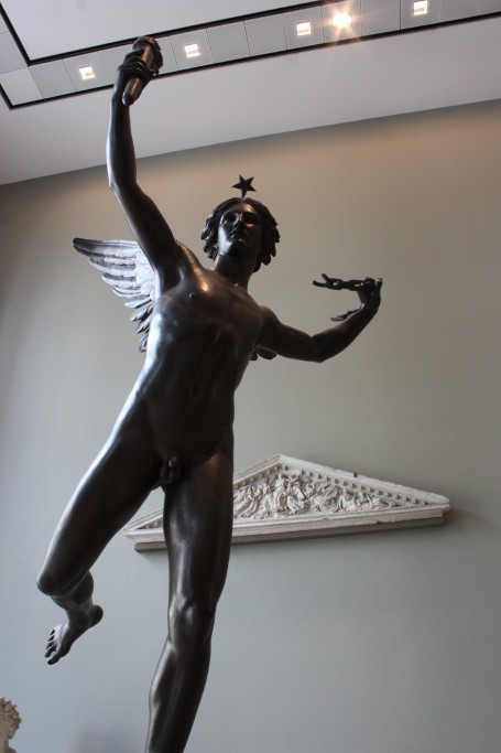 Las estrellas del Louvre