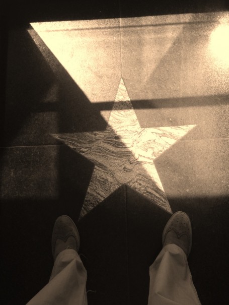 Star on the elevator´s floor