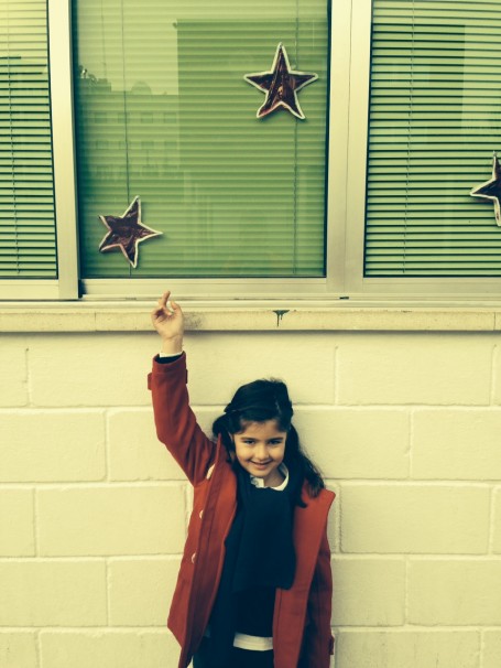 Matilda´s quest. Star on her school window