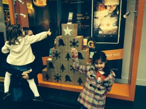 matilda´s quest. Star on box in a window