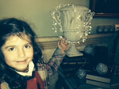 matilda´s quest. Little tiny white stars