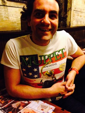 David´s stars on his t-shirt